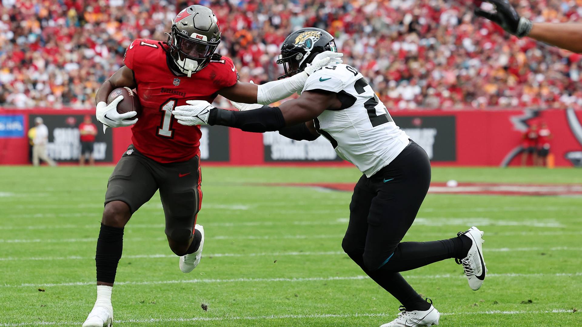 Tampa Bay Buccaneers Running Back Rachaad White: Stats, Salary ...