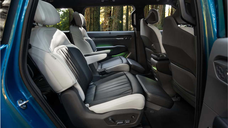 2024 Kia EV9 GT-Line Interior Second-Row Bucket Seats