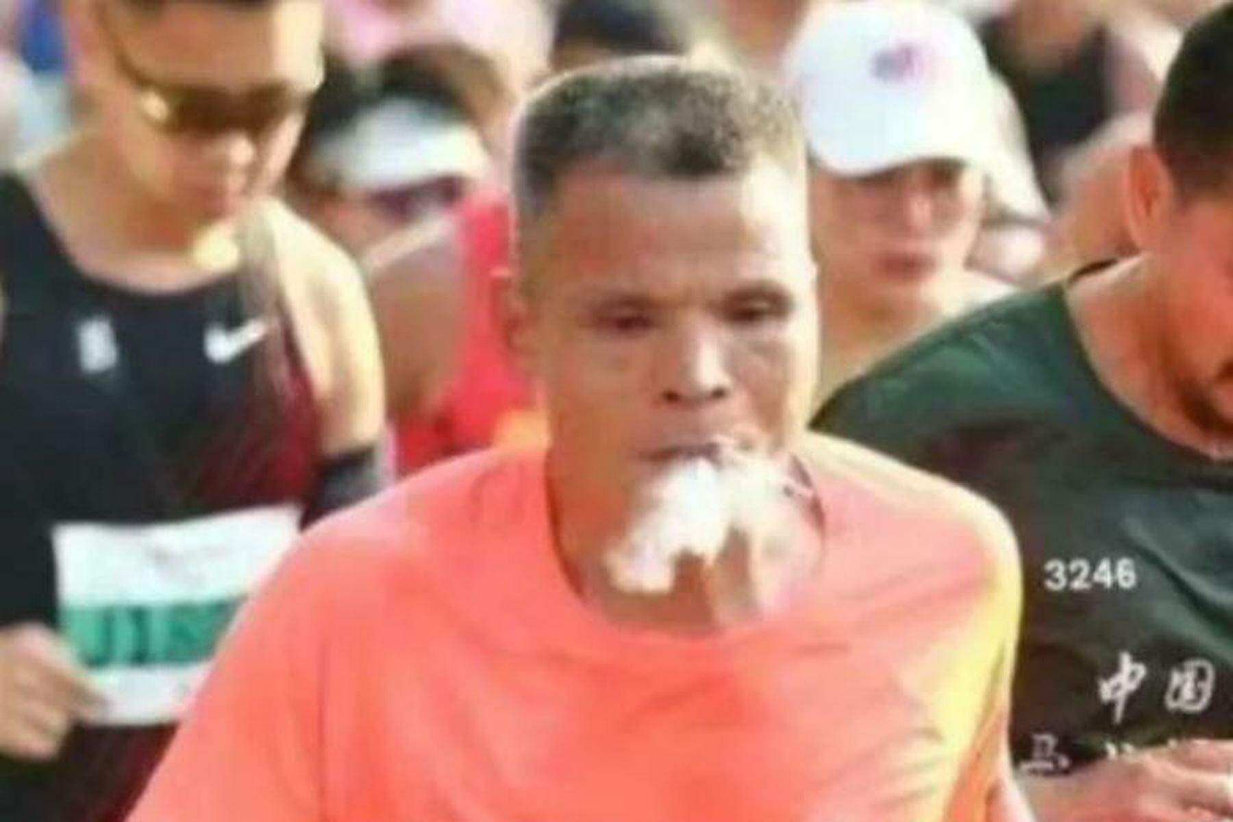 disqualifikation wegen zigaretten | marathonläufer rauchte während des ganzen rennens
