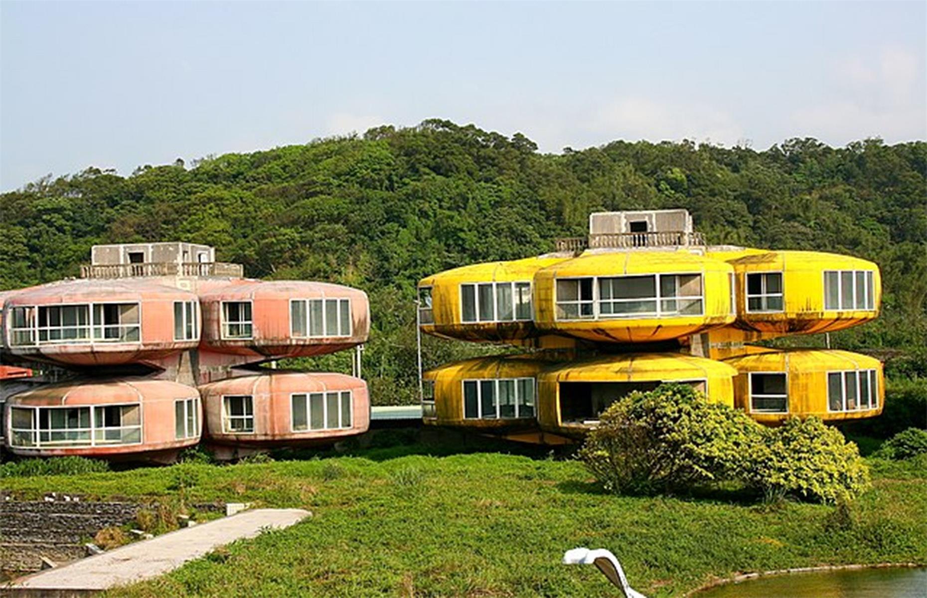 <p>Designed in a retro style that was popular at the time, the price of these unique homes was so high that almost none of the pods sold. Now losing the fight with Mother Nature, they were abandoned on the overgrown coastline, reduced to graffitied ruins frequented by curious tourists.</p>