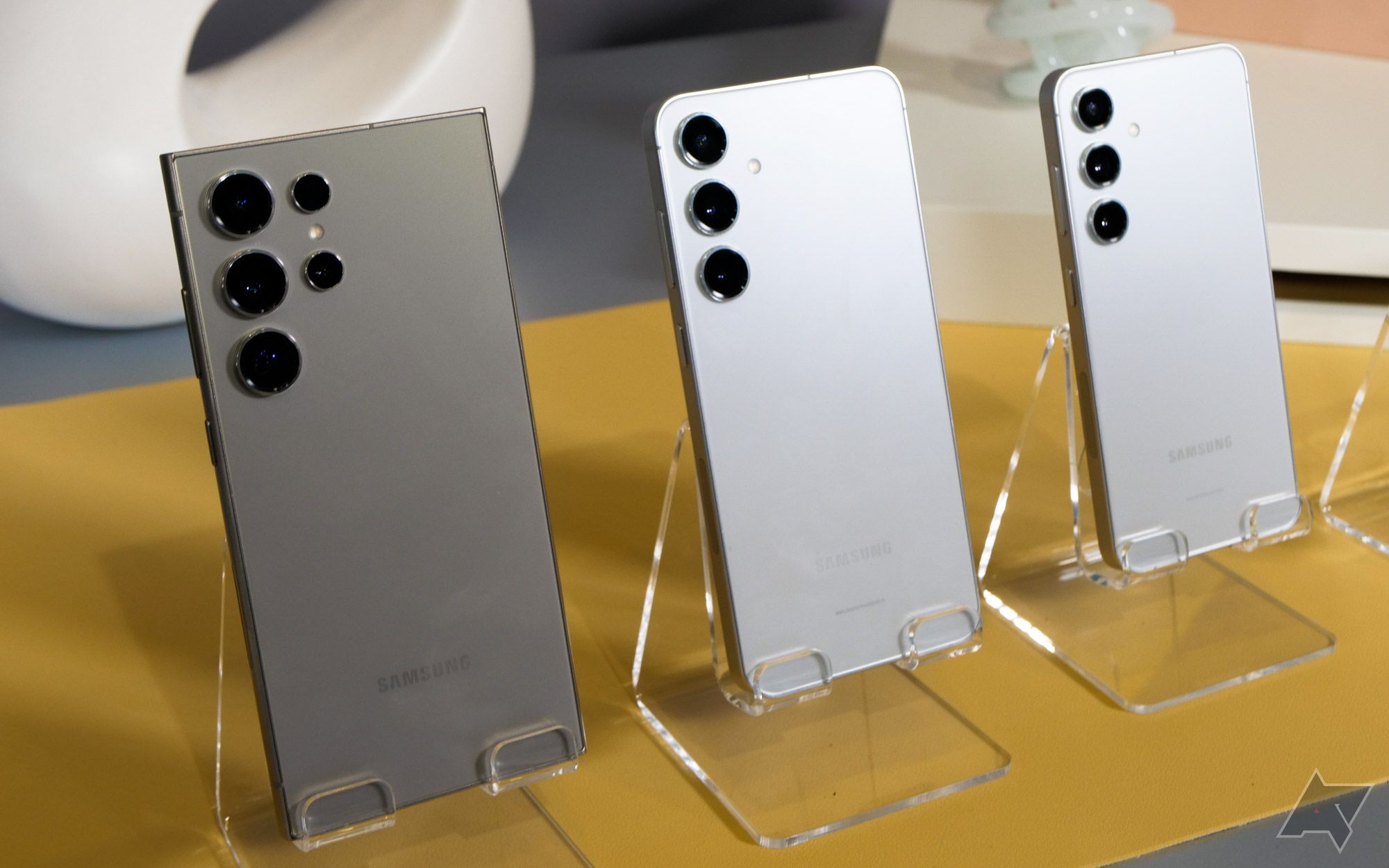 Samsung Galaxy S24's AI features are only free until the end of 2025