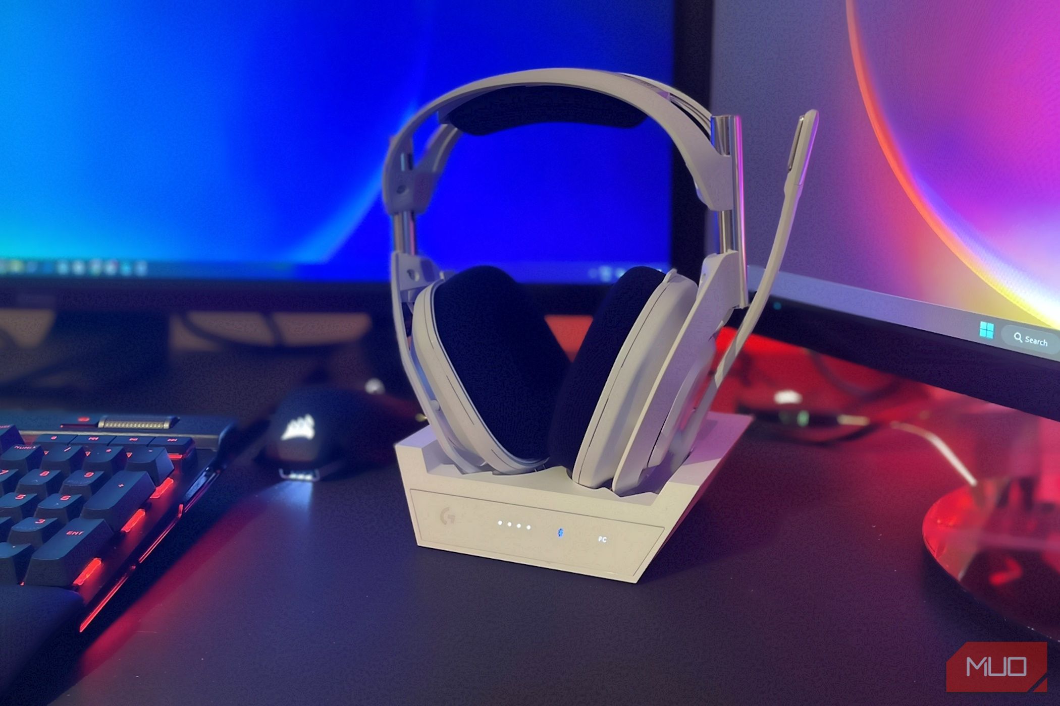 Logitech Astro A50 X Review: Simultaneously Connect Your Consoles And ...