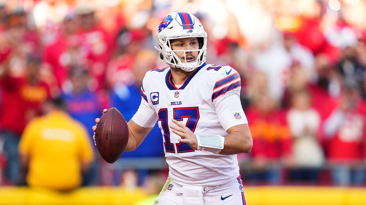 Bills' Josh Allen aware of road struggles vs. Chiefs, ready for ...