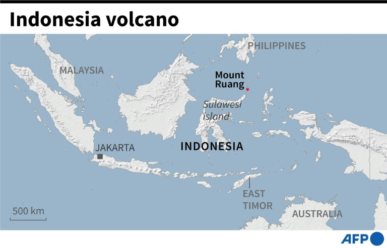indonesia evacuating thousands after volcano erupts, causes tsunami threat