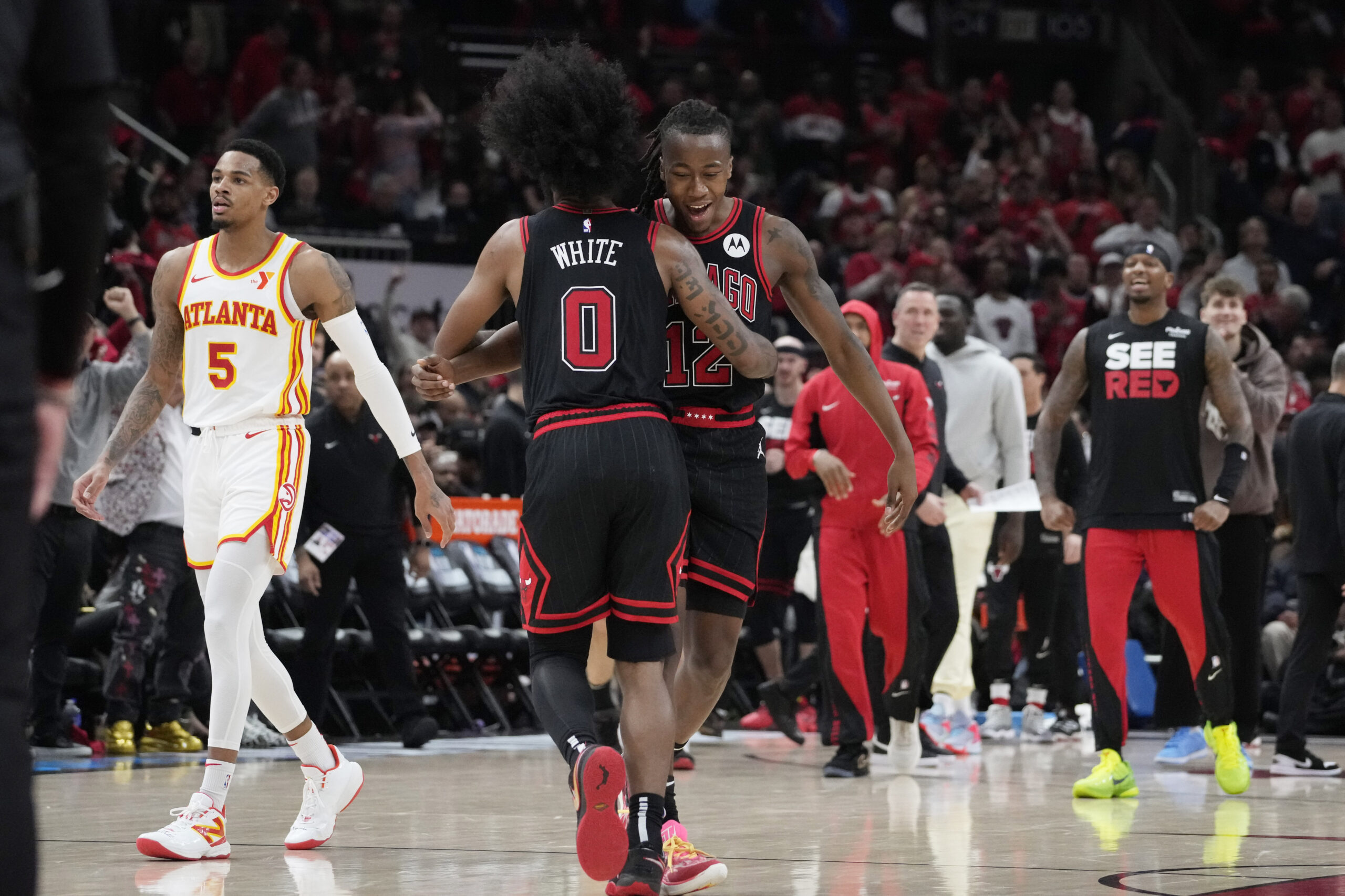 nba: coby white’s career-high helps bulls rout hawks in play-in