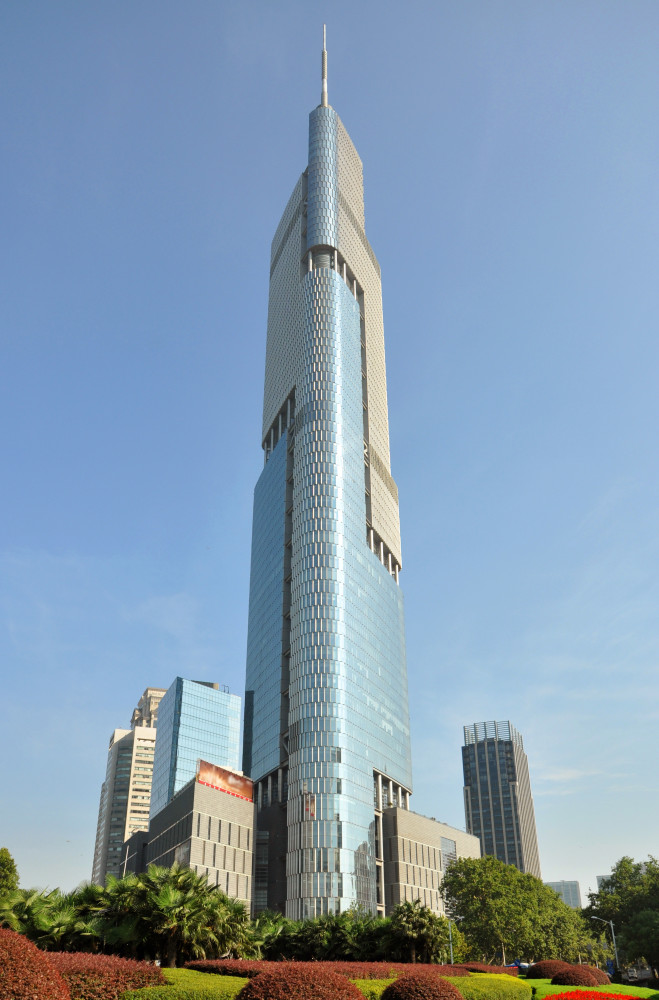 La Zifeng Tower se situe à Nanjing, en Chine. Elle mesure 450 mètres et a ouvert en 2010.<p>Tu pourrais aussi aimer: </p>