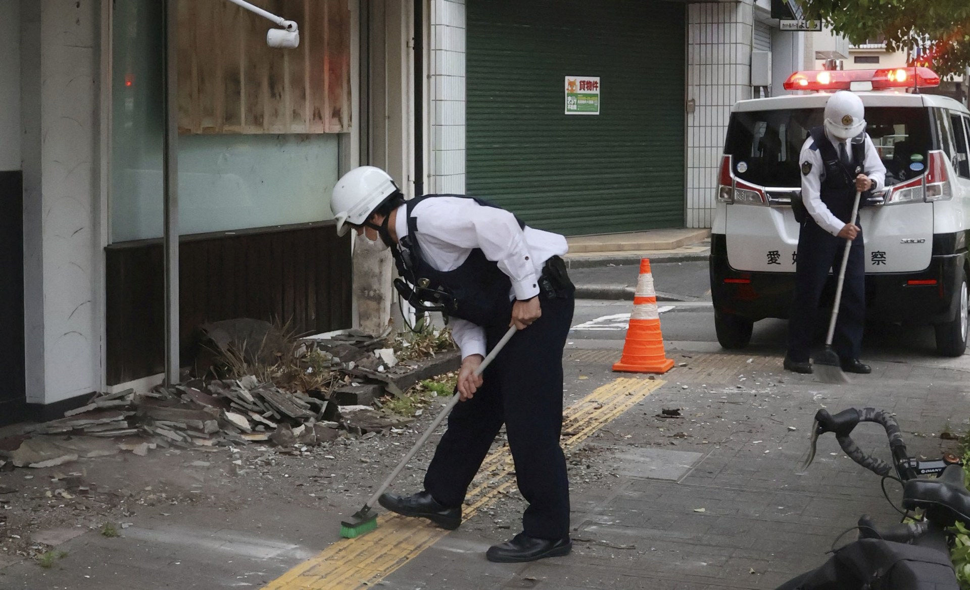 millions on alert after 6.4-magnitude earthquake jolts japan