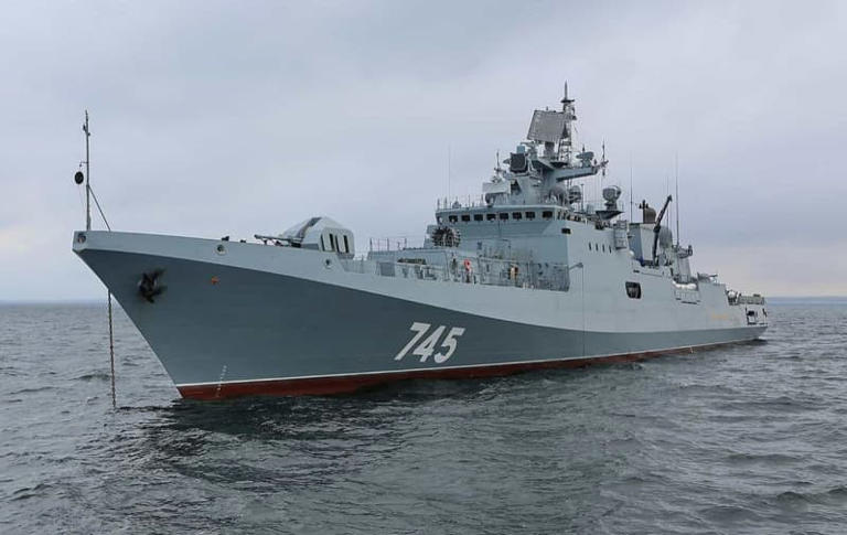 Russia hides Black Sea Fleet in Novorossiysk - British intelligense