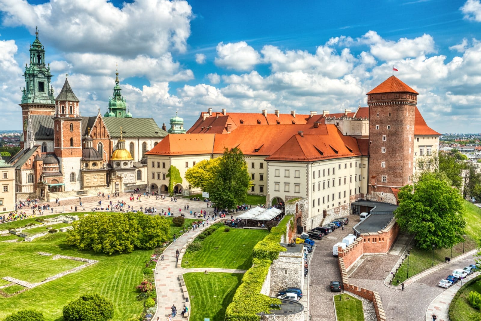<p>Prepare to be enchanted by the medieval beauty of Krakow, Poland! With affordable rent prices averaging around $500 to $700 per month for a one-bedroom apartment, you can embrace the charm of Krakow without burning a hole in your pocket.</p>