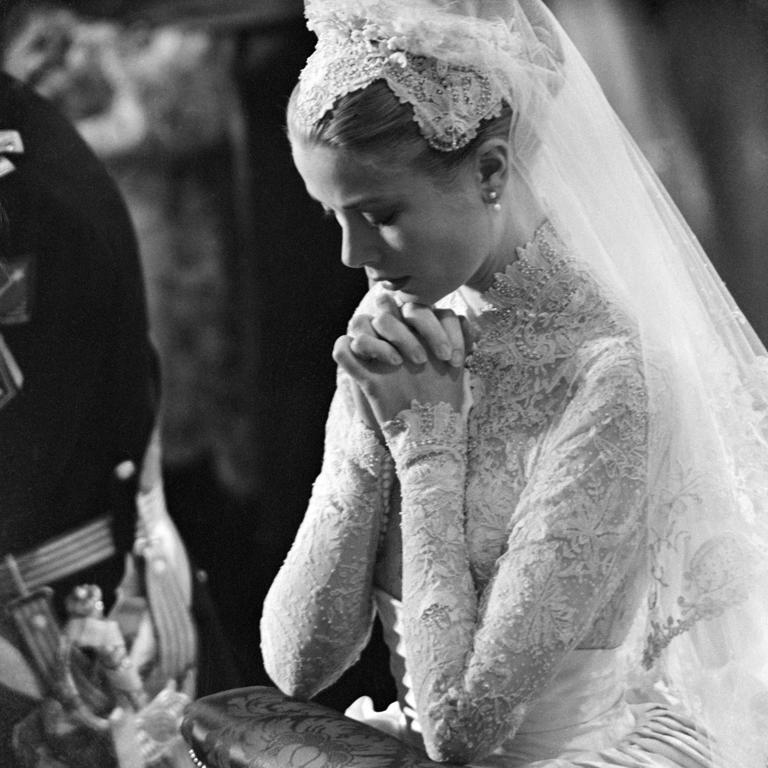 When It Comes to Grace Kelly’s 1956 Wedding Gown, the Magic Is In the ...