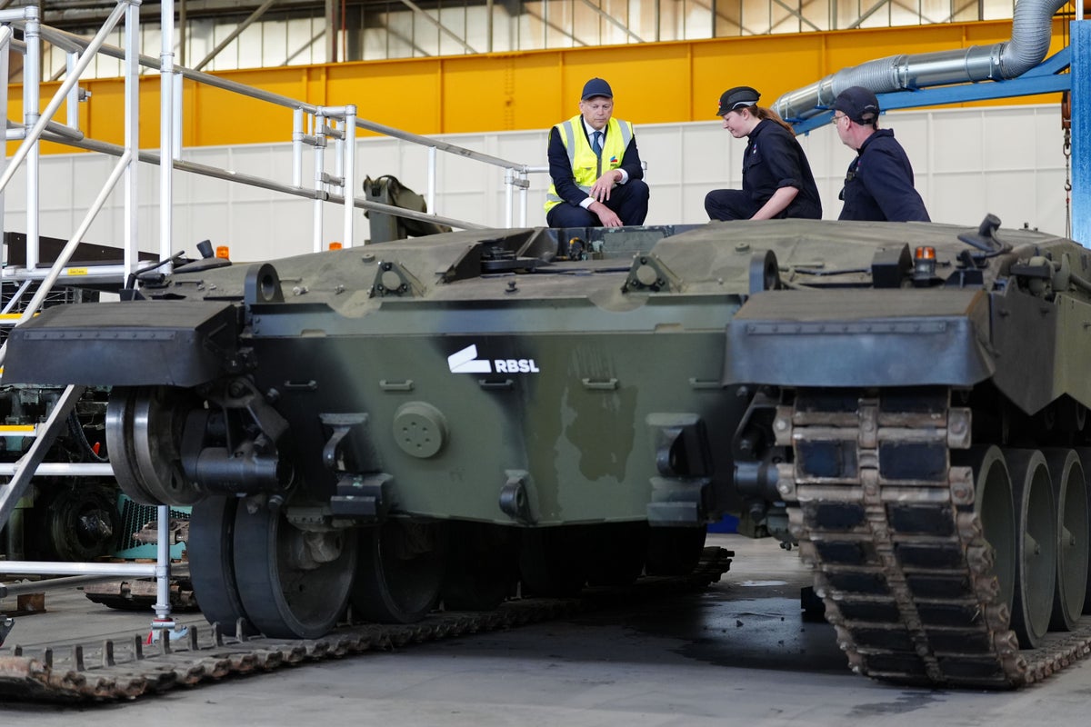 uk’s newest battle tanks ‘imperative’ in more dangerous world, grant shapps says