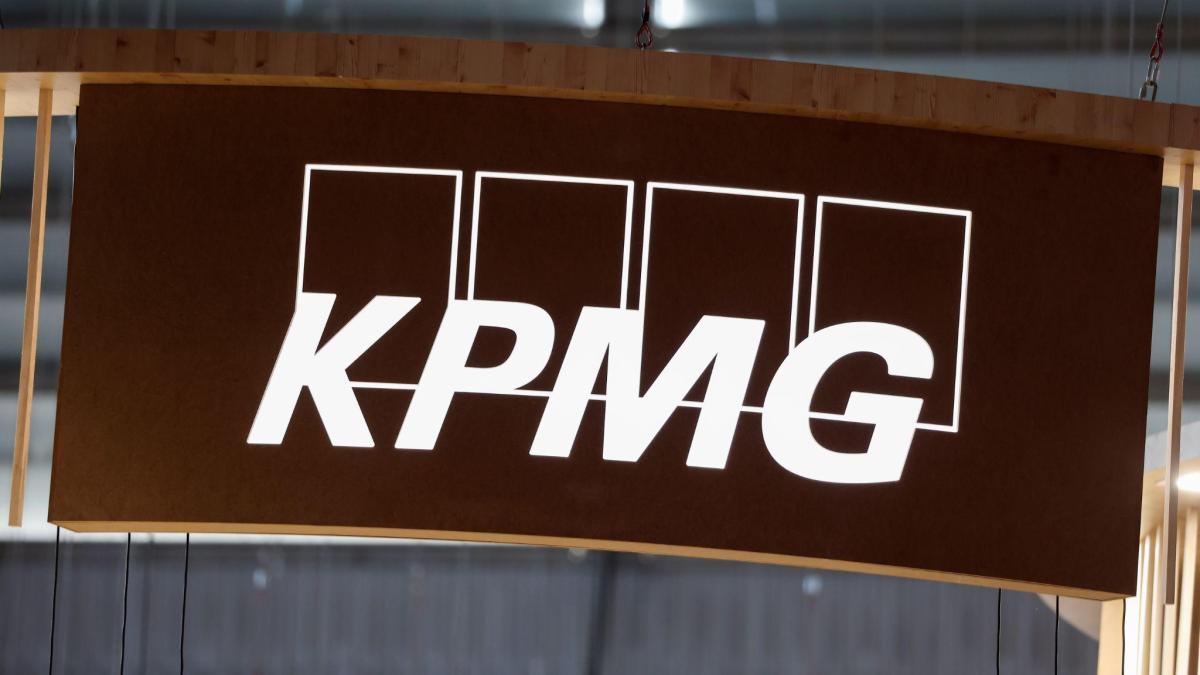 kpmg inaugurates innovation centre in bengaluru; to launch next such centre in gurugram