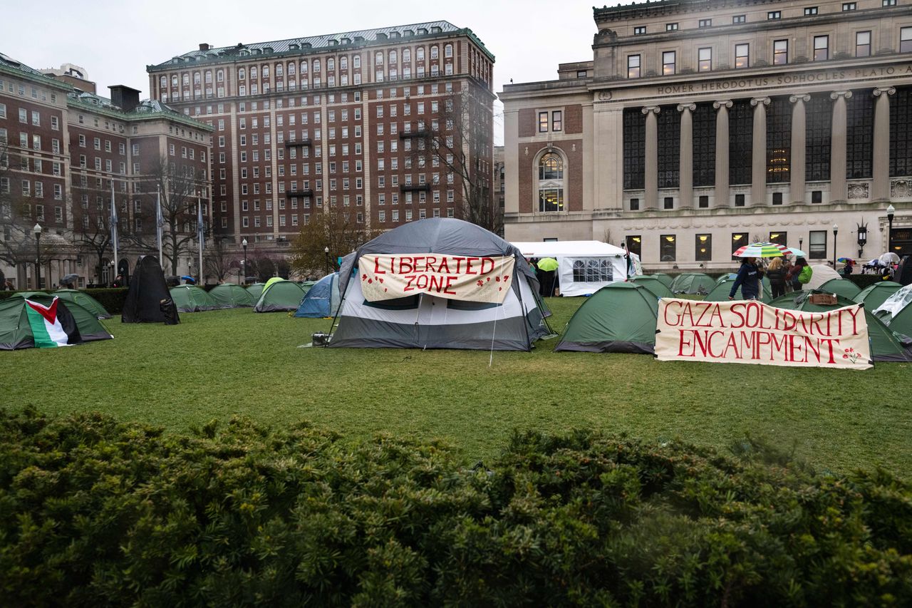 nypd detains pro-palestinian protesters at columbia university