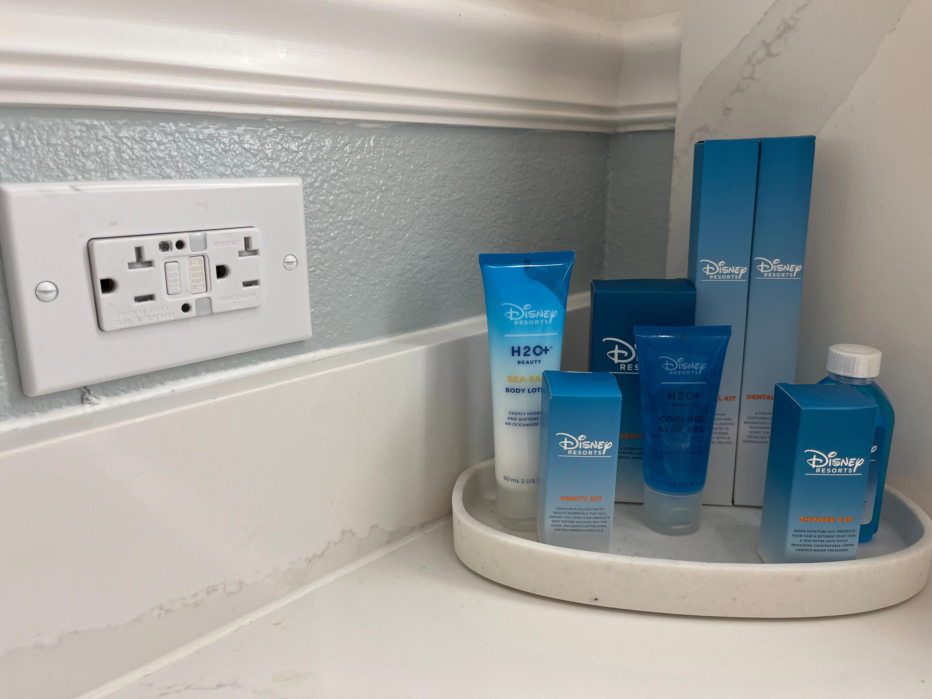 <p>What really impressed me about the bathroom was the complimentary products.</p><p>I love the scent of the H2O products, especially the sea salt ones, so it was lovely to use them during my stay.</p>