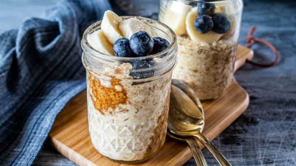 40 Outstanding Overnight Oats Recipes (That Are Ridiculously Easy)