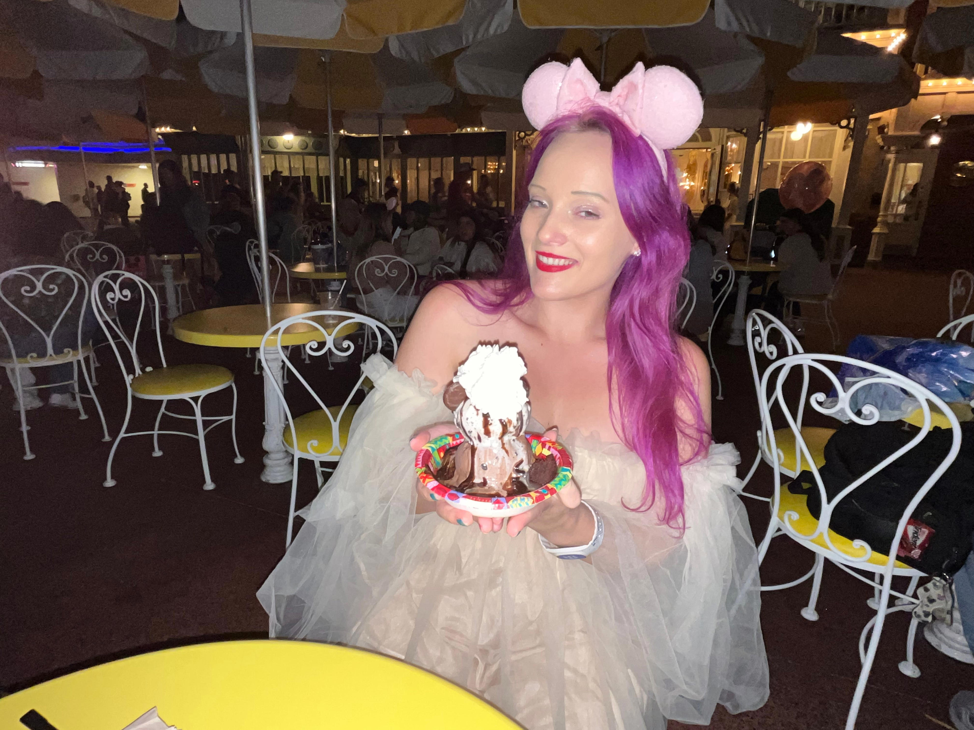 <p>Normally, the extended hours at Magic Kingdom for Disney resort guests are on Wednesdays. But they fell on a Tuesday during my stay, and I wanted to take advantage of the benefit.</p><p>We hit up the <a href="https://www.businessinsider.com/best-ice-cream-disney-world-2018-8">ice-cream parlor</a> on Main Street for a late-night treat. </p>