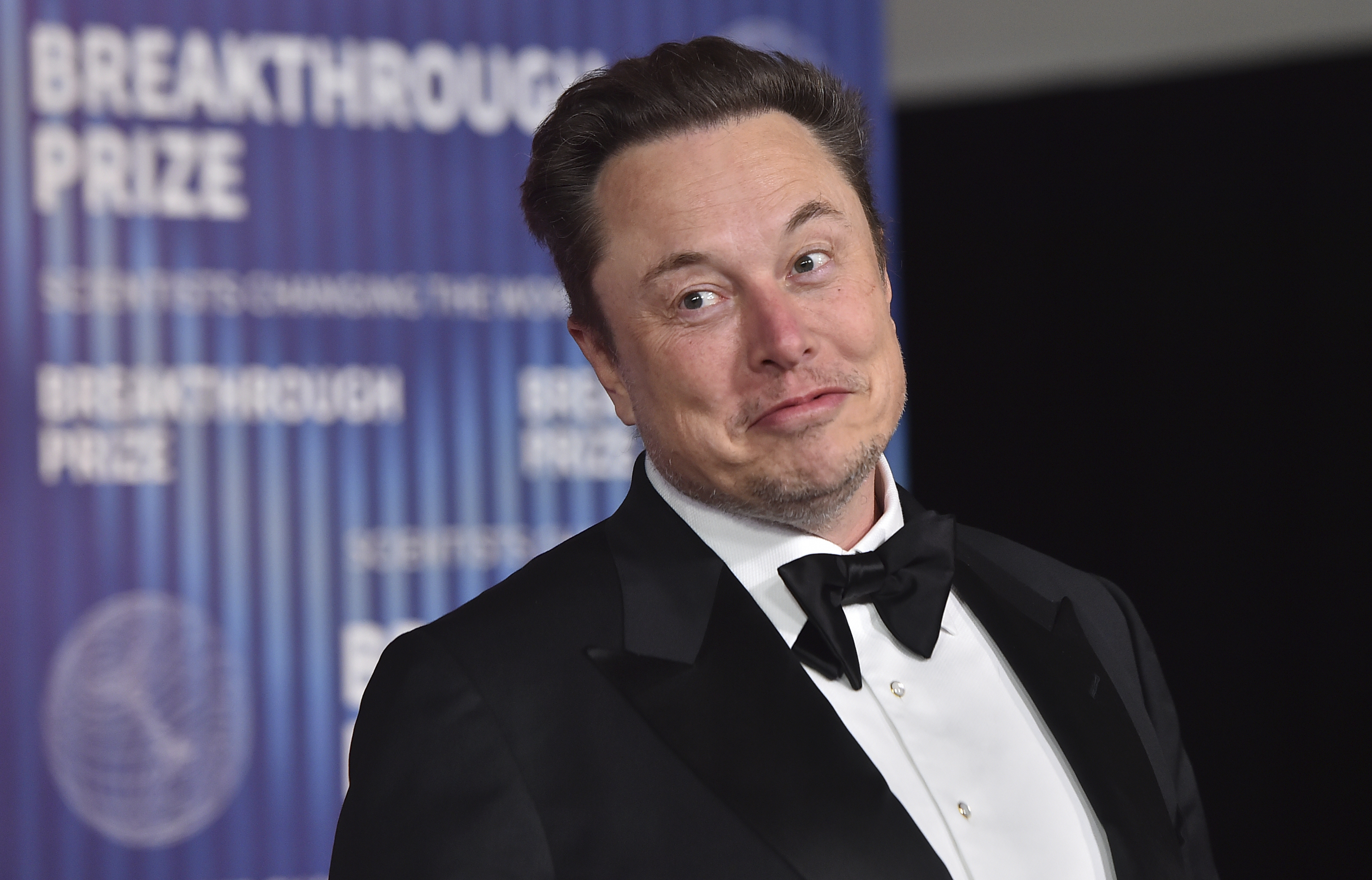 Major Tesla Shareholder Backs Elon Musk's $56B Pay Package