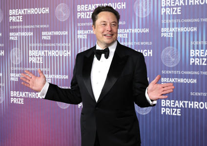 Tesla shares drop below $150, wiping out a year’s gains — three days days after Musk sacked 14k people<br><br>