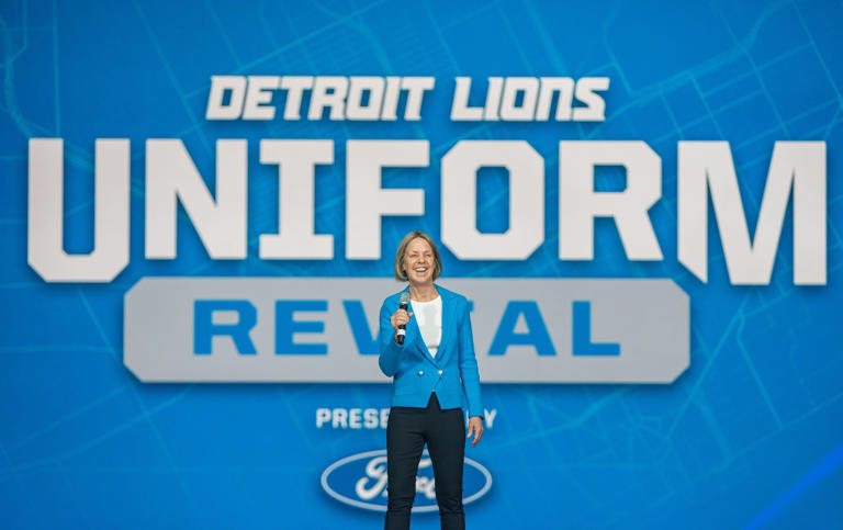 Lions Officially Unveil New Uniforms