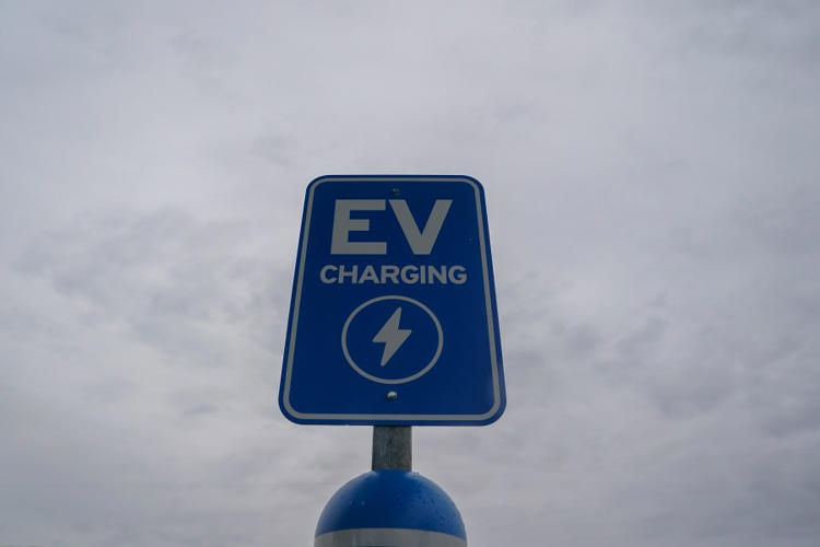 Eversource stopping electric vehicle rebates