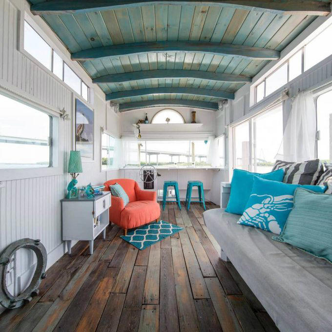 50 Tiny Houses That Actually Float