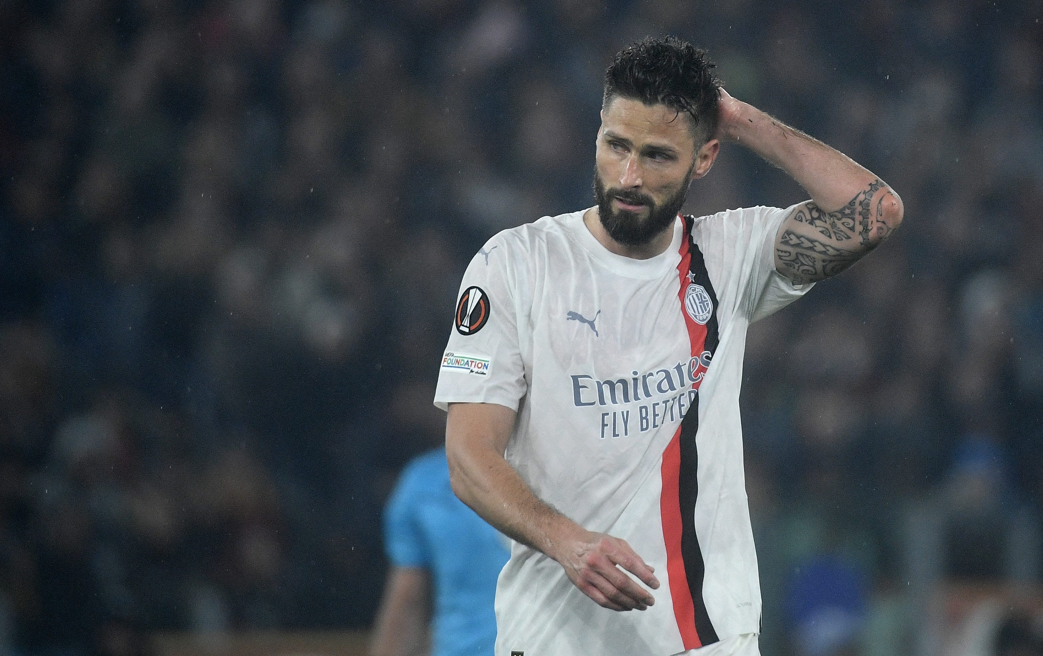 ac milan's trophy hopes dashed as roma claims europa league semifinal place
