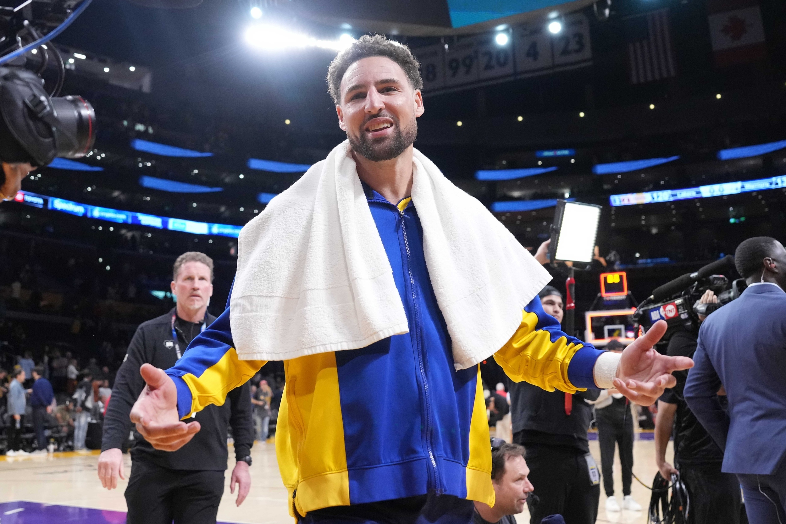 warriors gm weighs in on klay thompson's future