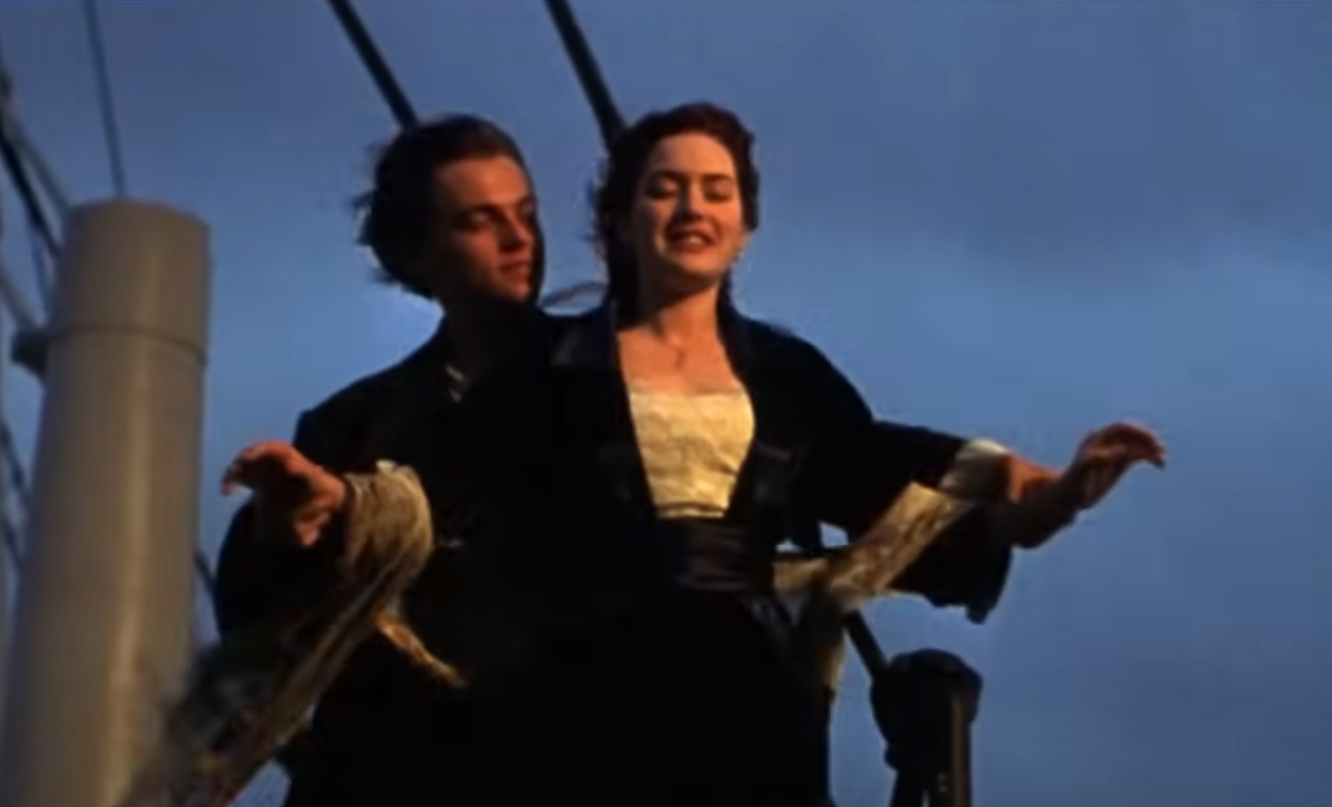 <p>While Jack and Rose were fictional characters in Titanic, the film also featured numerous real individuals. Here's a closer look at these 17 historical figures from the Titanic disaster.</p>