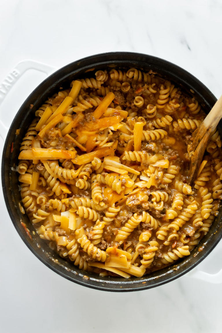 One Pot Creamy Beef Pasta