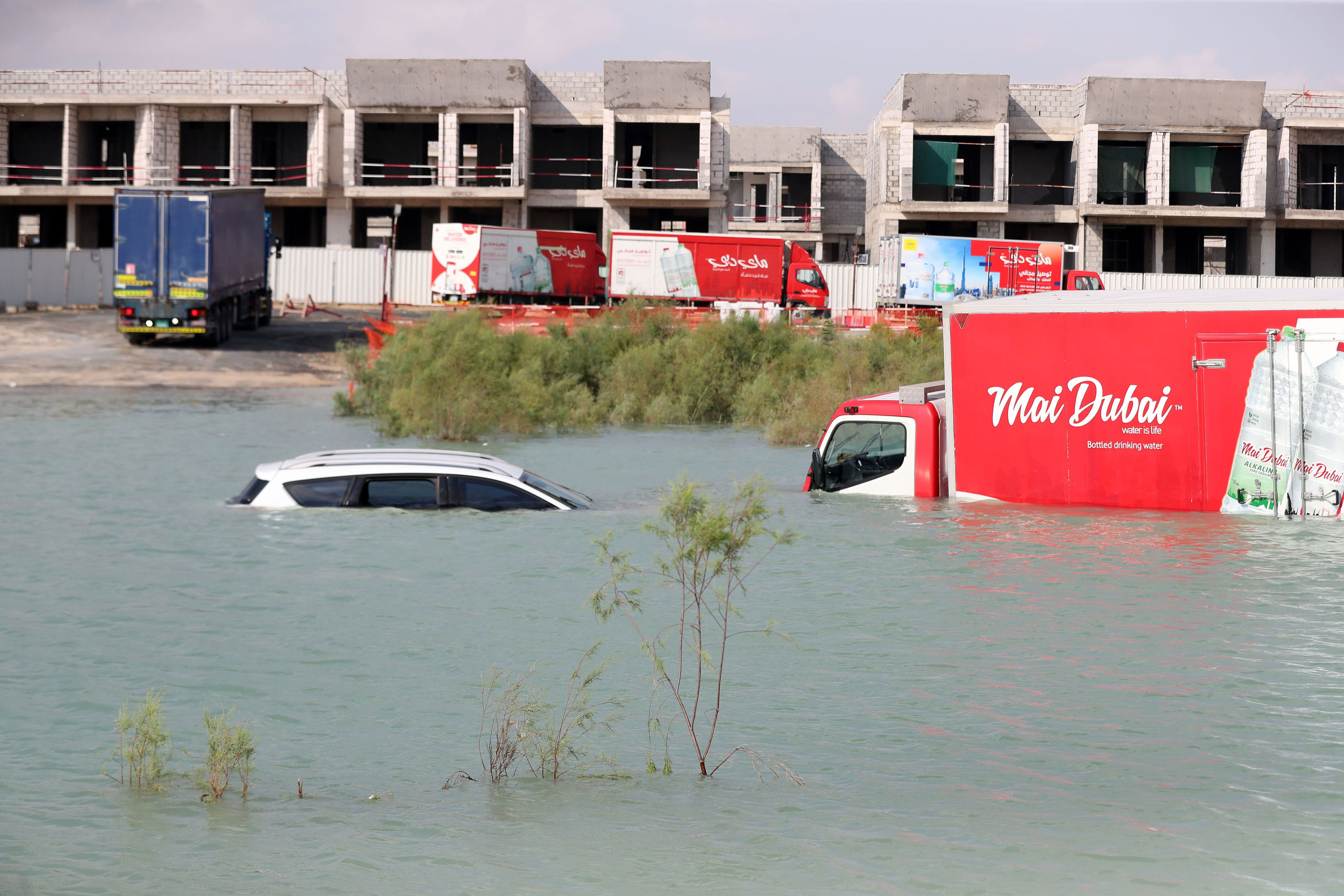 how to, how to spot if cars for sale in dubai have been damaged by flooding