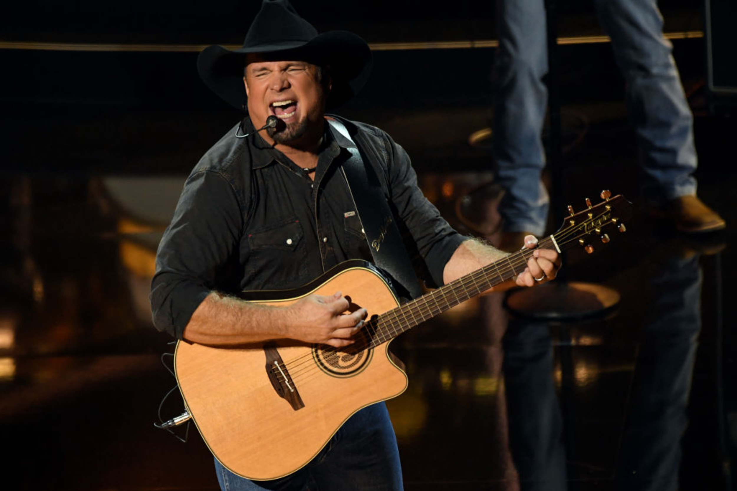 <p>In 1998, Garth Brooks recorded "Make You Feel My Love," written by Bob Dylan, for the soundtrack for the movie "Hope Floats," starring Sandra Bullock. The cover earned Grammy nominations for both Dylan and Brooks, along with topping the country charts. </p><p><a href='https://www.msn.com/en-us/community/channel/vid-cj9pqbr0vn9in2b6ddcd8sfgpfq6x6utp44fssrv6mc2gtybw0us'>Follow us on MSN to see more of our exclusive entertainment content.</a></p>