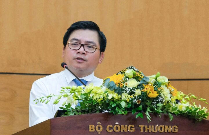 Ông Trương Thanh Hoài được bổ nhiệm giữ chức Thứ trưởng Bộ Công Thương. (Ảnh: VGP)