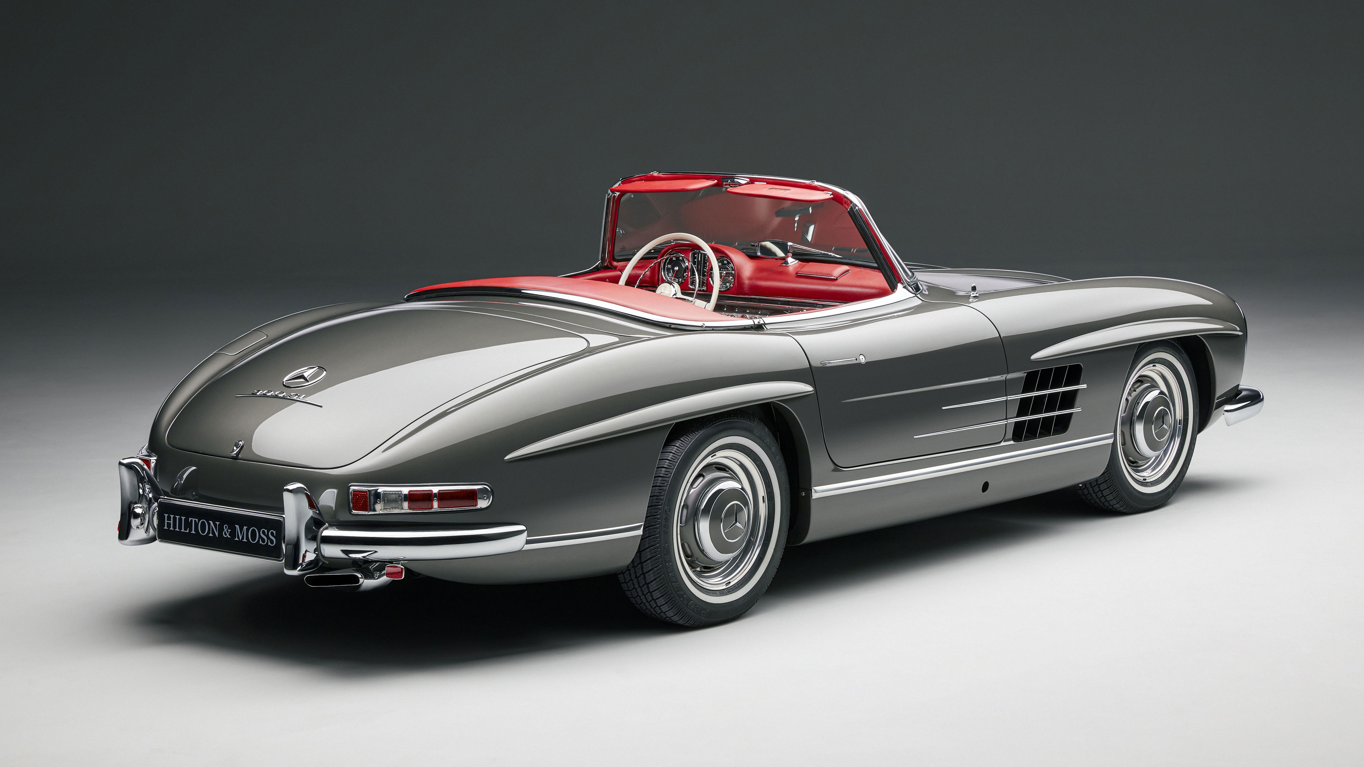 just look at this glorious, fully restored mercedes-benz 300sl roadster