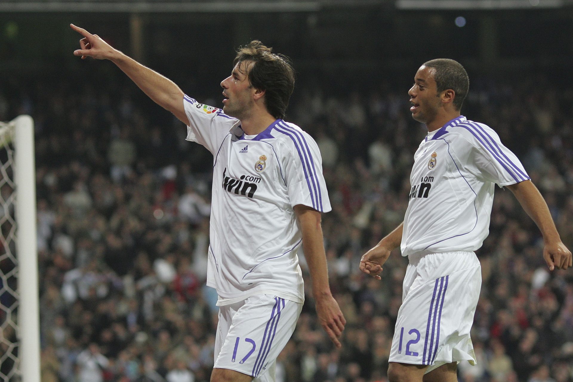 <p>In quella stagione, Van Nistelrooy si proclama capocannoniere del campionato con 25 gol e il Real Madrid si aggiudica il titolo 2006/2007.</p>
