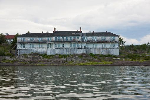 grosse île: a ilha canadense que guarda um passado sombrio