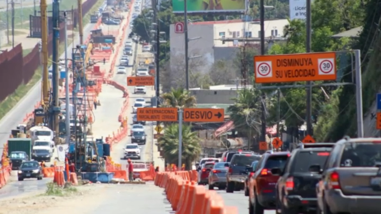 A major road to Baja California's tourist spots is closed for construction. Here's what to know