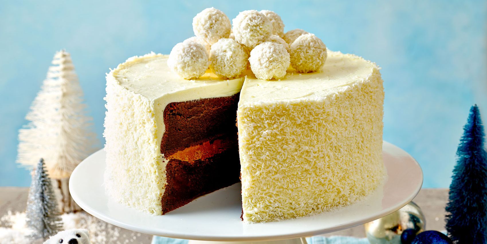 coconut & almond brownie cake