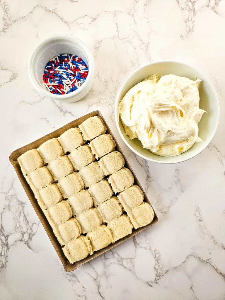 Patriotic Sugar Cookie Cups