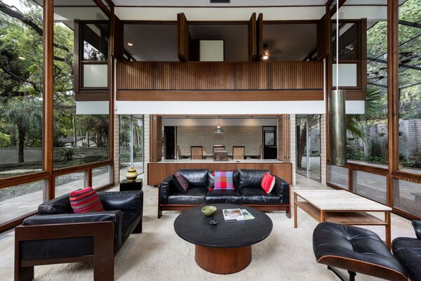 this $1m midcentury stunner just hit the market for the first time in 50 years