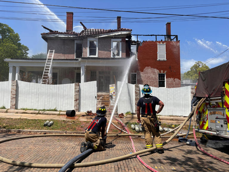 Historic 1911 North Hill building damaged in Pensacola fire