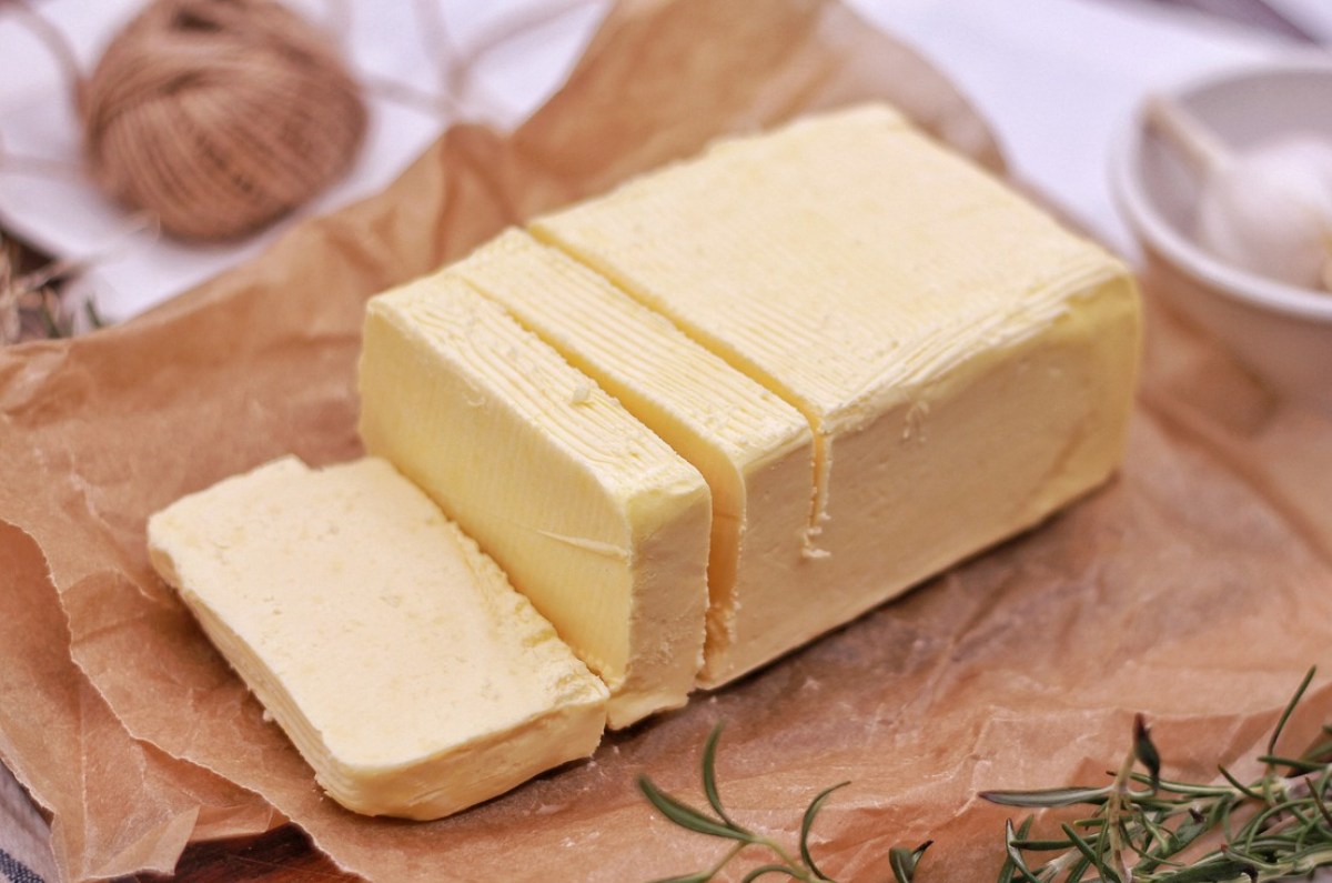 mantequilla vs margarina: ¿cuáles son sus diferencias y sus usos?