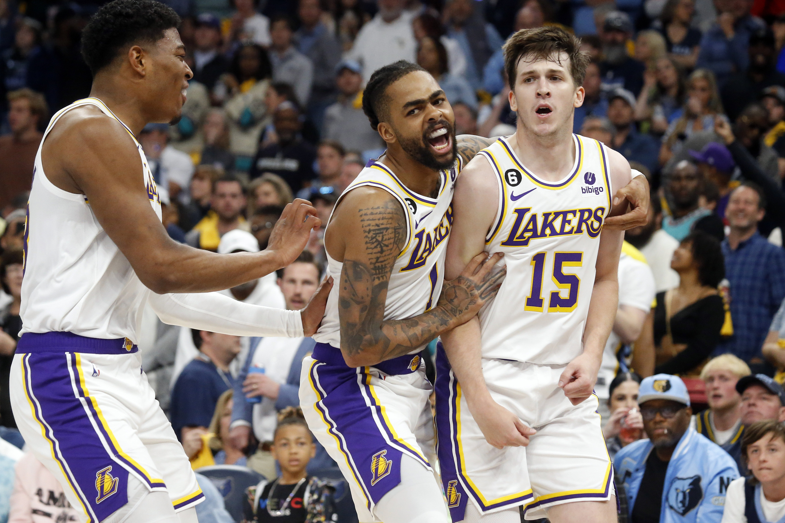 austin reaves wants d'angelo russell to remain with lakers