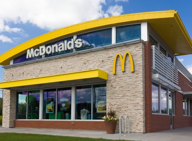 6 Restaurant Chains That Are Getting More Expensive