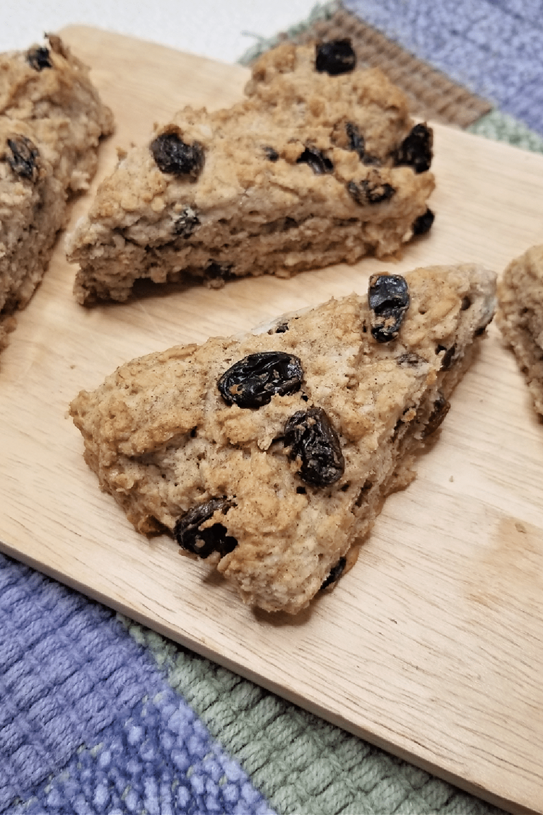 Healthy homemade oatmeal raisin scones