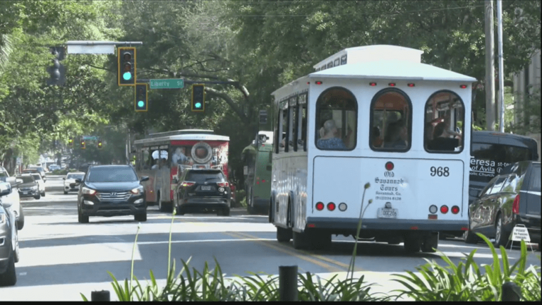 Savannah trolley companies working to improve noise and traffic downtown