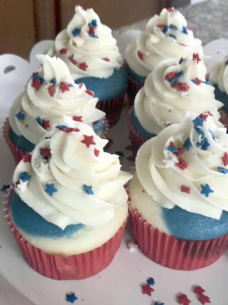 43 Easy Red, White and Blue Desserts for Patriotic Holidays