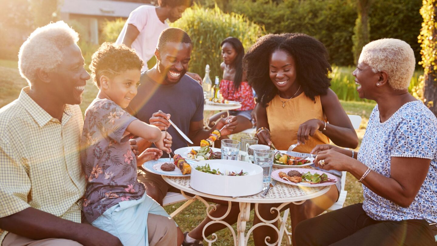 <p>There is no need to spend every meal at a restaurant spending large amounts of money for your family. In fact, switching up options for the day keeps it interesting. Opt for cooking classes that are ideal for the whole family or prepare for everyone at your accommodation, if doable.</p>