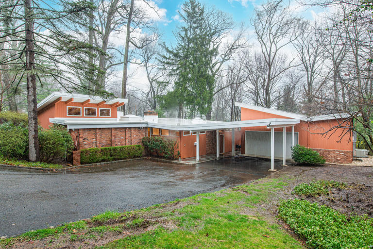 Mid-century home linked to architect Edward Bowser Jr. listed for sale ...