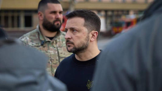 Zelensky visits Dnipro after Russian strike, calls for air defenses from partners<br><br>