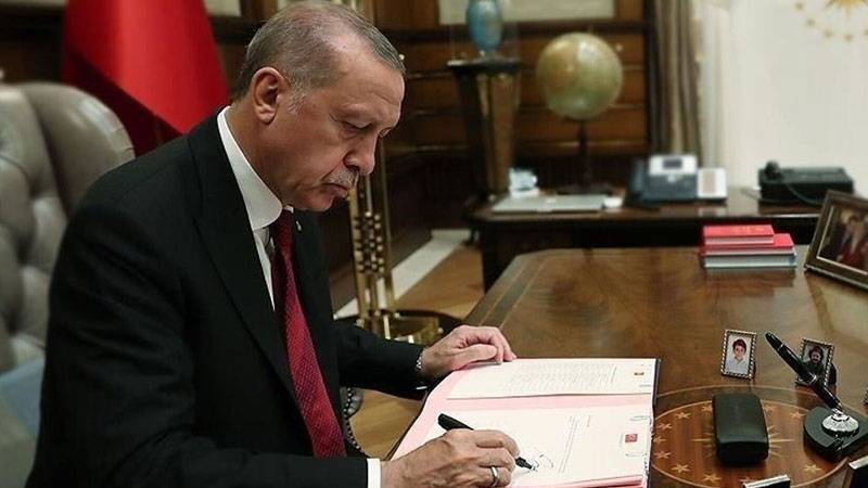erdoğan imzaladı: 28 atama yaptı, 4 ismi görevden aldı